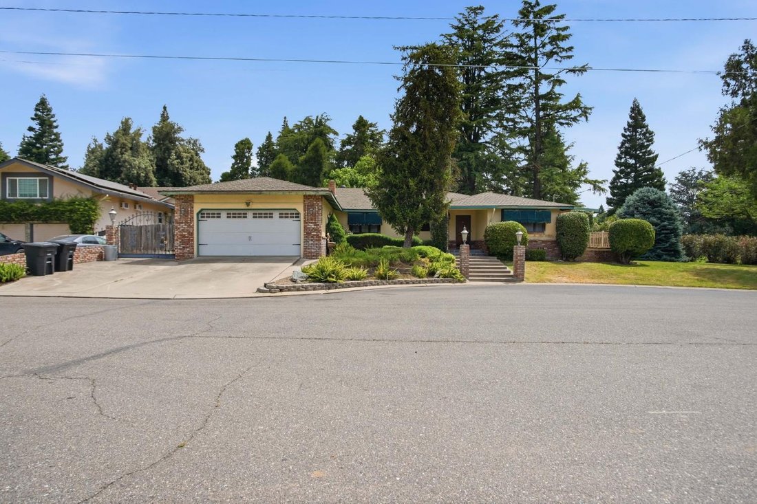 House in Oakdale, California, United States 3 - 17930887