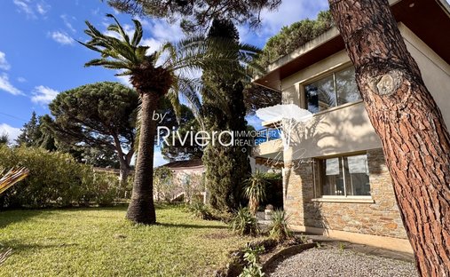 Villa in Nord, Cavalaire-sur-Mer, France 1