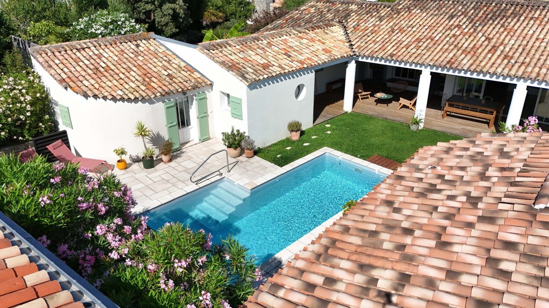 House in Loix, Nouvelle-Aquitaine, France 1 - 15866059