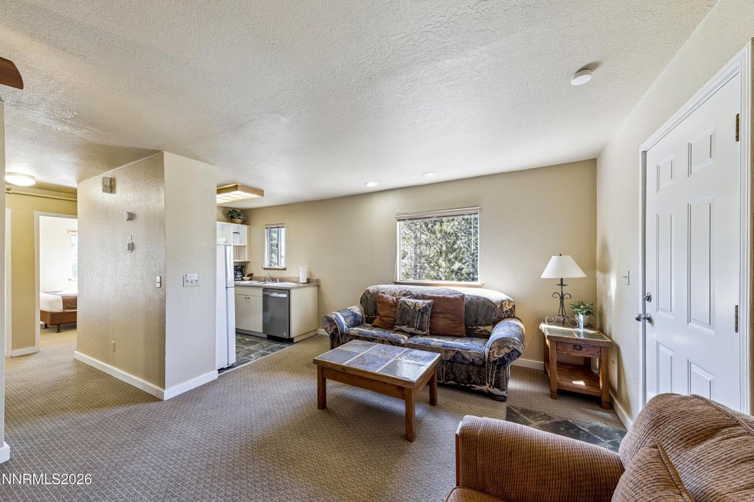 Townhouse in Stateline, Nevada, United States 4 - 18241384