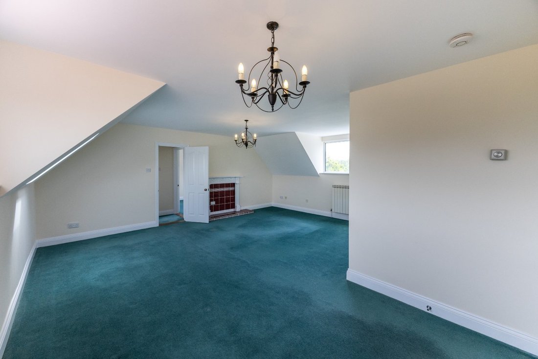 Apartment in Wales 5 - 18236040