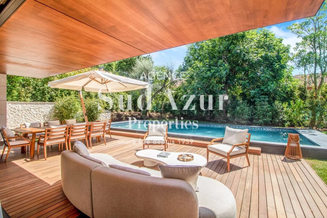 House in Saint-Jean-Cap-Ferrat, Provence-Alpes-Côte d'Azur, France 2 - 18237034