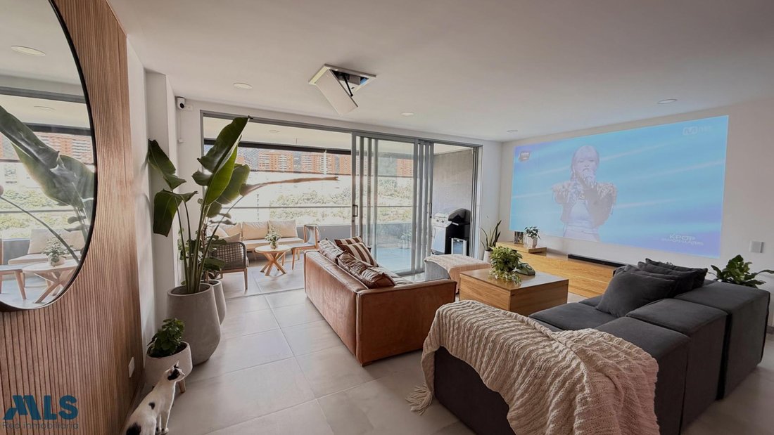 Apartment in Envigado, Antioquia, Colombia 1 - 18237251