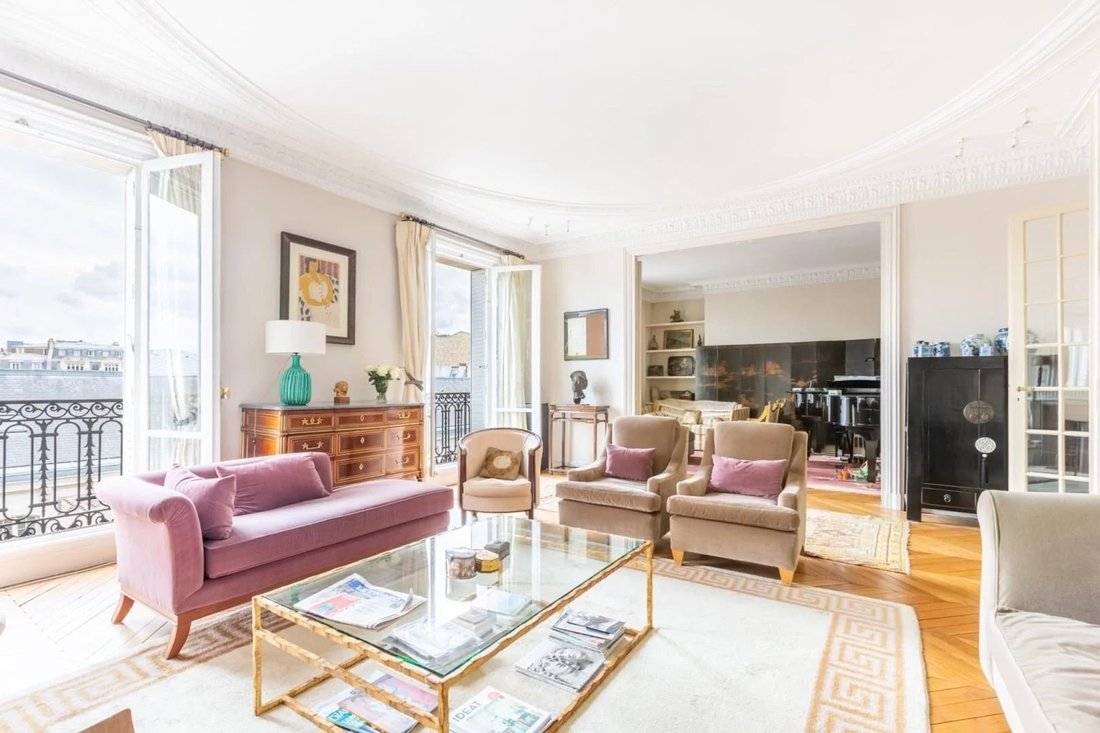 Apartment in Bois de Boulogne, Paris 16e Arrondissement, Paris 1 - 18237088