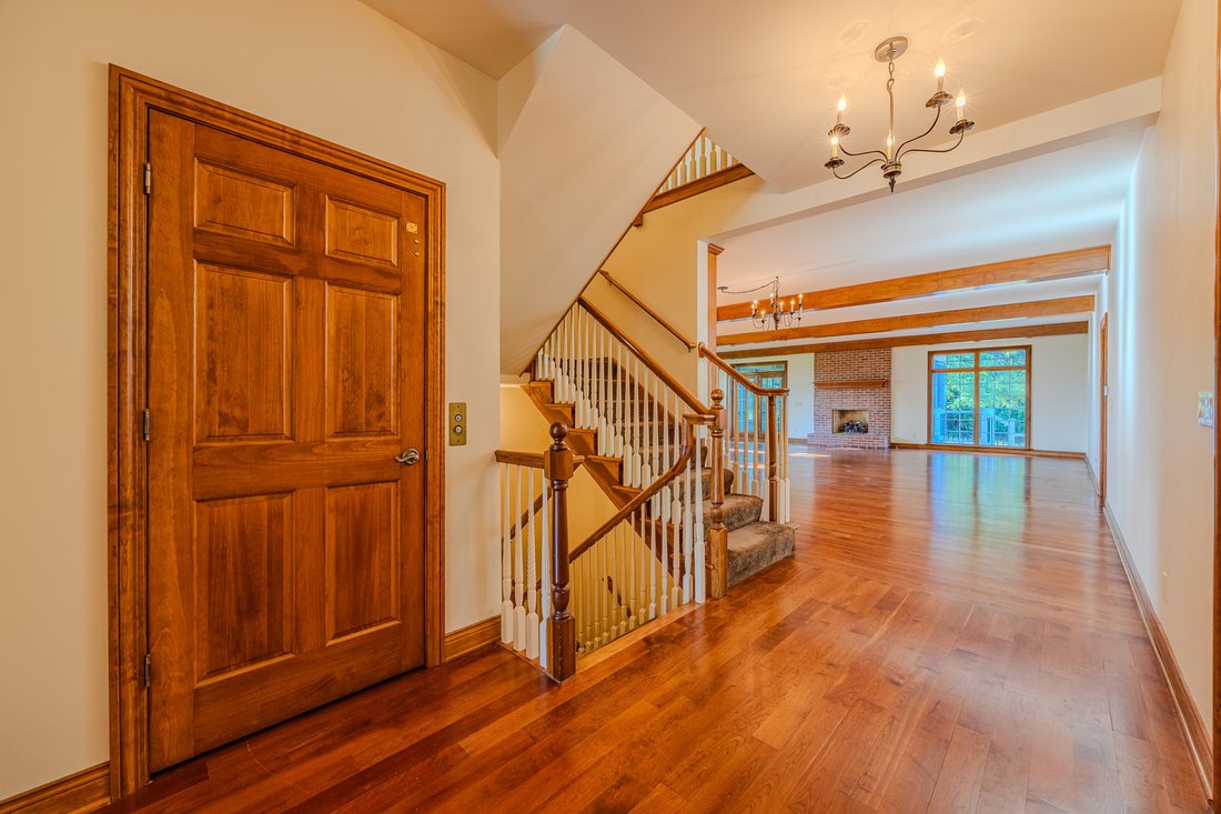 Townhouse in Sugar Grove, Illinois, United States 4 - 18244430