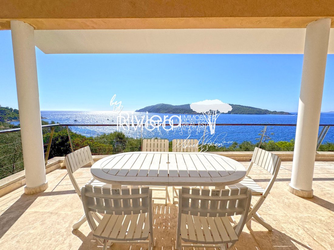 Estate in Hyeres, Provence-Alpes-Côte d'Azur, France 2 - 15390129