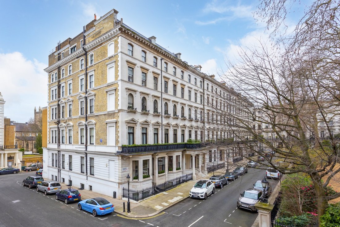 Apartment in Knightsbridge, Kensington And Chelsea, England 1 - 18241999