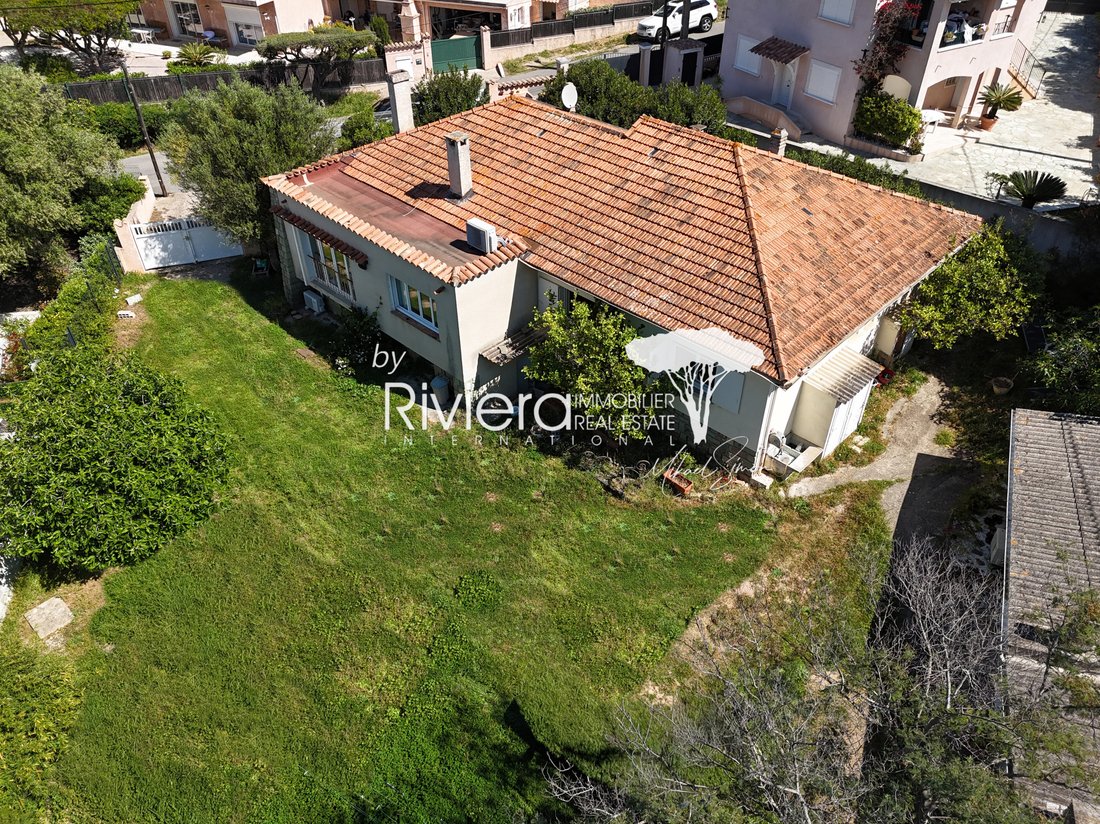 Villa in Nord, Cavalaire-sur-Mer, France 2 - 17247445