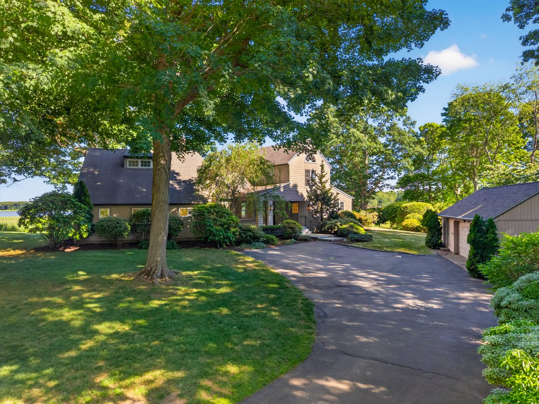 House in Old Saybrook, Connecticut, United States 2 - 18240828