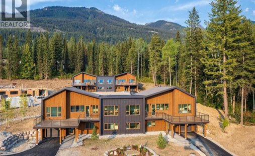 House in Golden, British Columbia, Canada 1