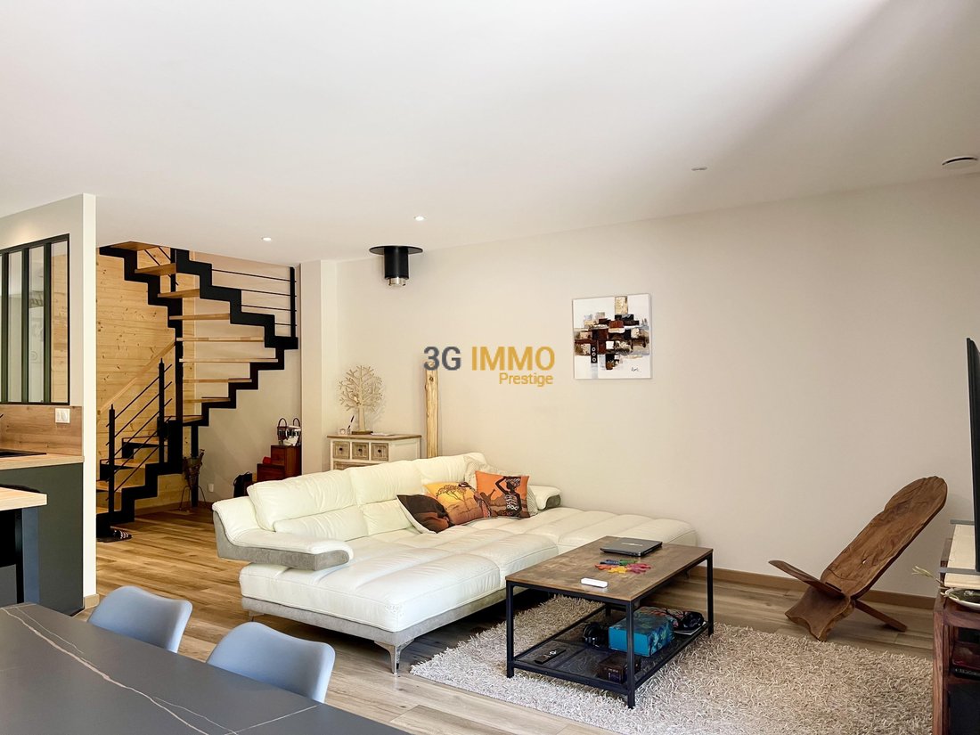 Penthouse in Eteaux, Auvergne-Rhône-Alpes, France 1 - 18245986