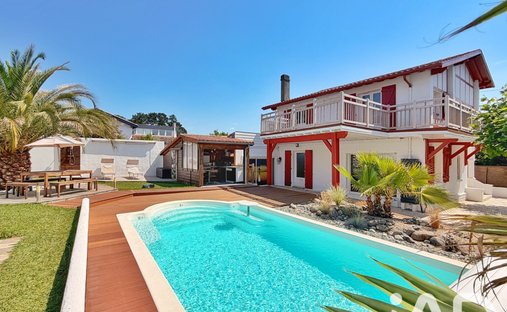 House in Anglet, Nouvelle-Aquitaine, France 1