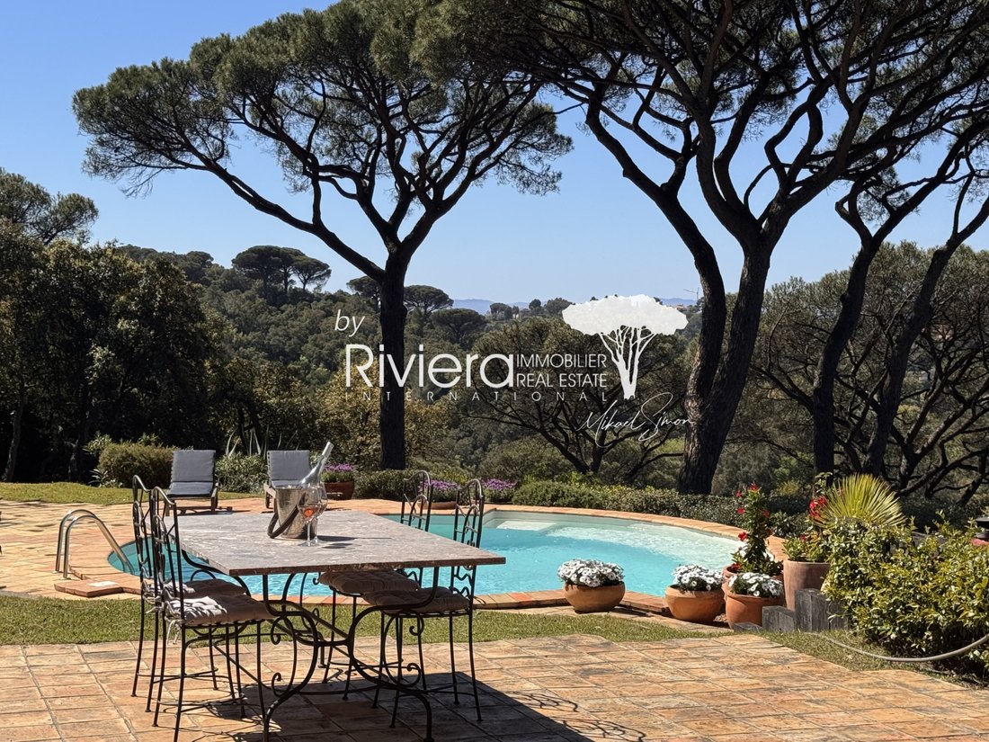 Estate in La Croix-Valmer, Provence-Alpes-Côte d'Azur, France 5 - 17632509