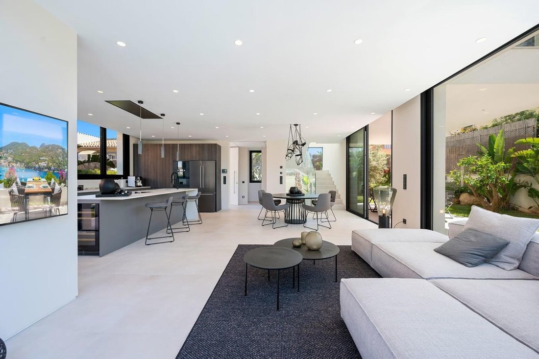 Villa in Calvia, Balearic Islands, Spain 4 - 18243009