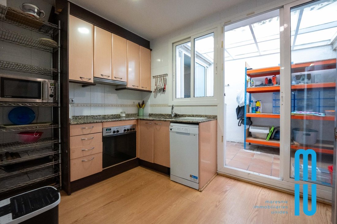 House in Districte 1, Badalona, Spain 2 - 18236233