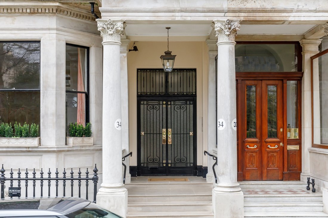 Apartment in Knightsbridge, Kensington And Chelsea, England 2 - 18241999