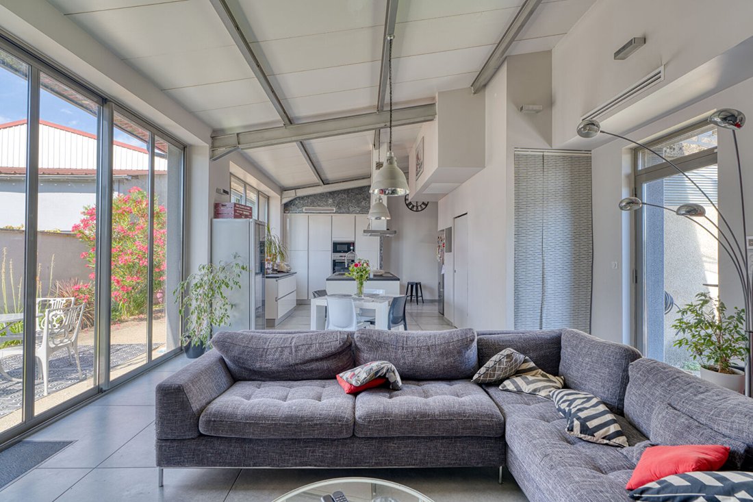 Villa in Bron, Auvergne-Rhône-Alpes, France 5 - 18239843