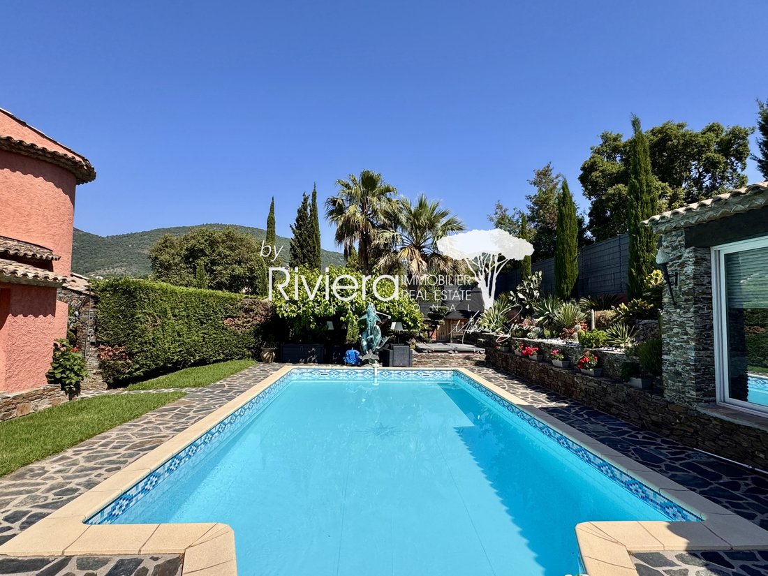 Villa in Nord, Cavalaire-sur-Mer, France 2 - 18005715