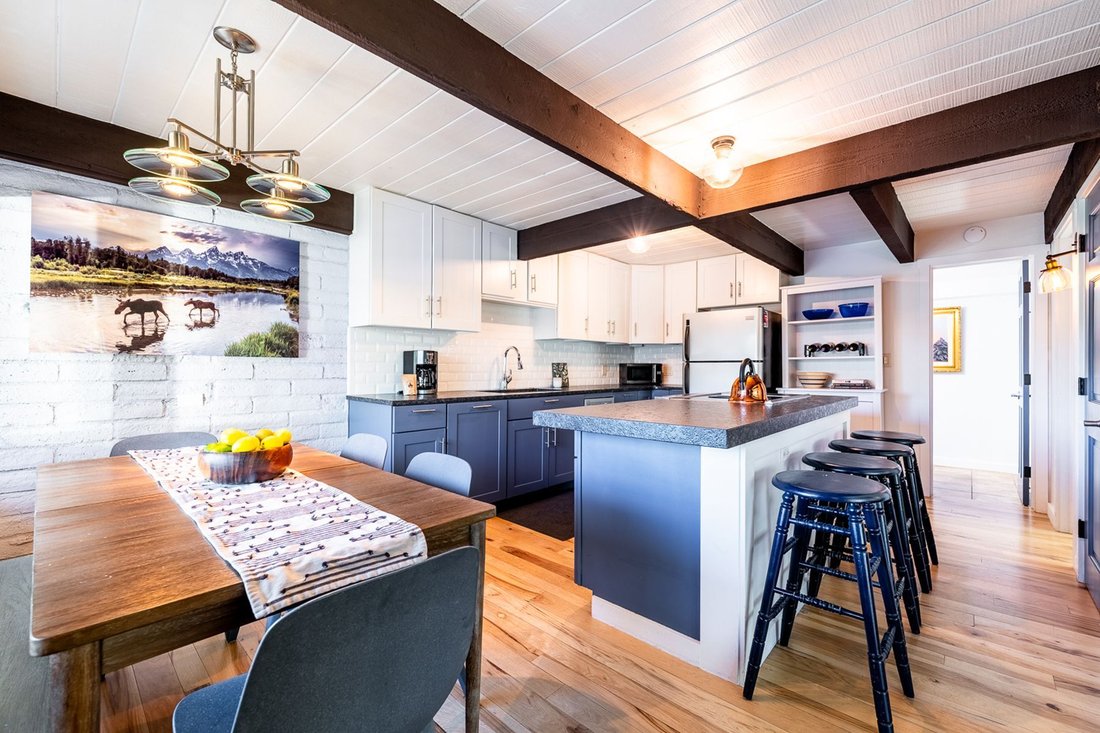 Condo in Wilson, Wyoming, United States 2 - 18246358