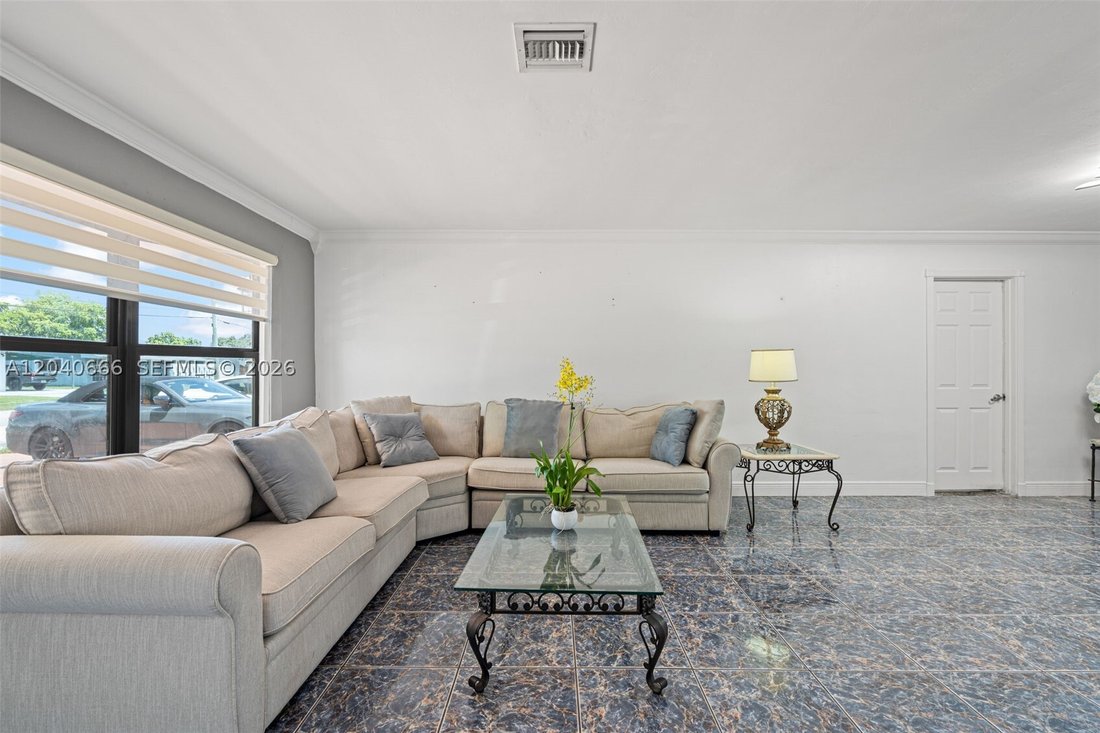 House in Miami Lakes, Florida, United States 5 - 18241469
