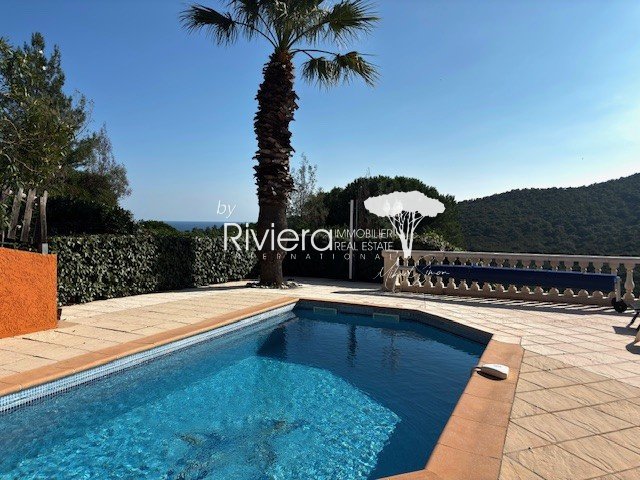 Villa in Nord, Cavalaire-sur-Mer, France 2 - 16497270