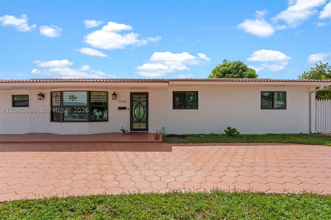 House in Miami Lakes, Florida, United States 2 - 18241469