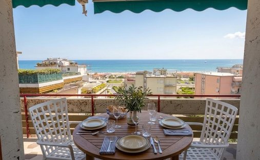 Penthouse in Viareggio, Tuscany, Italy 1