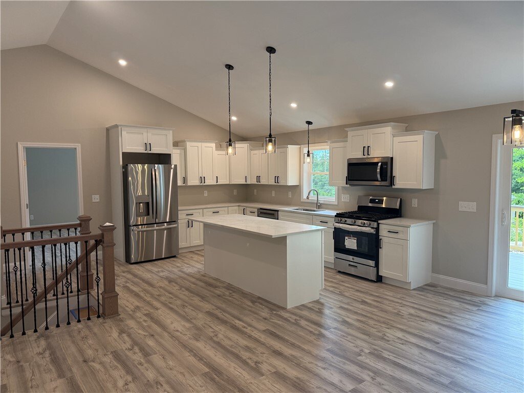 House in Coventry, Rhode Island, United States 3 - 18244765