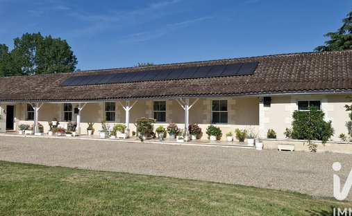 House in Saint-Seurin-de-Prats, Nouvelle-Aquitaine, France 1