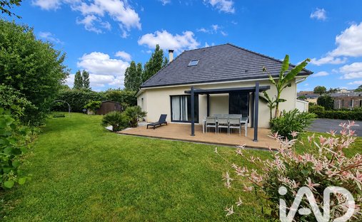 House in Octeville-sur-Mer, Normandy, France 1