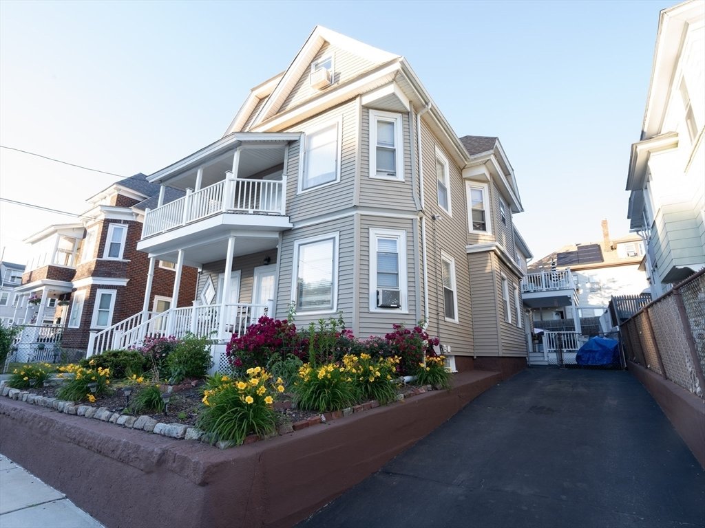 House in Lawrence, Massachusetts, United States 3 - 18245252