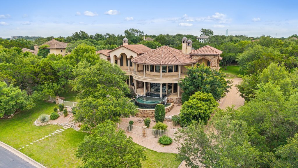 House in The Hills, Texas, United States 2 - 18242493