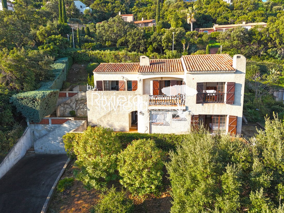 Villa in Nord, Cavalaire-sur-Mer, France 5 - 15389931