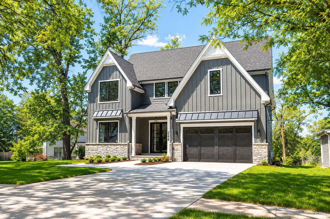 House in Clarendon Hills, Illinois, United States 1 - 18244492