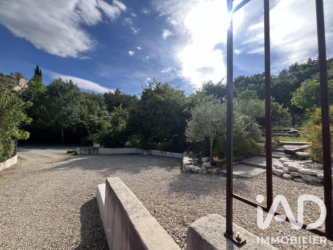 House in Volx, Provence-Alpes-Côte d'Azur, France 2 - 18246517
