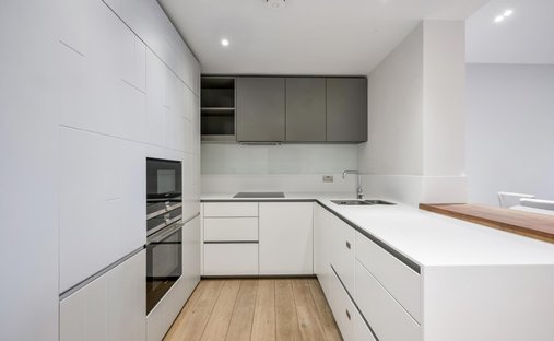 Apartment in Camden Town, Camden, England 1