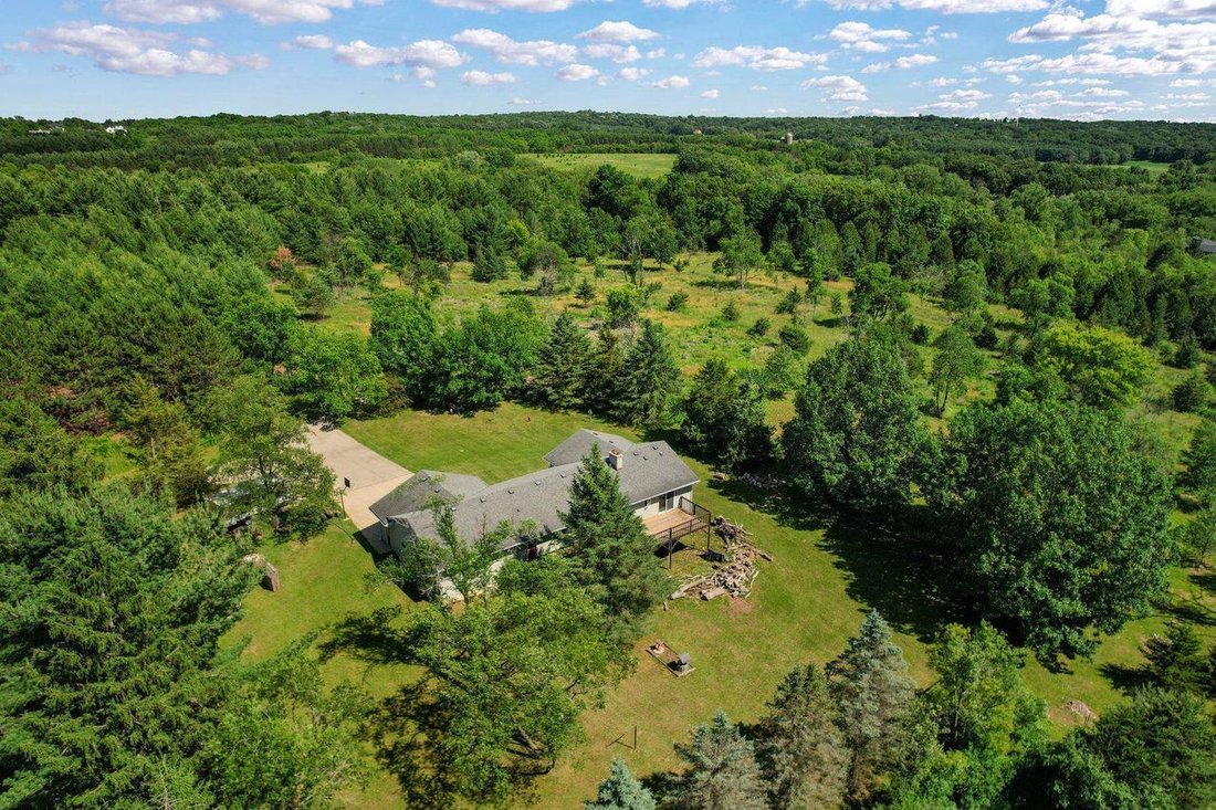 House in Verona, Wisconsin, United States 3 - 18241637