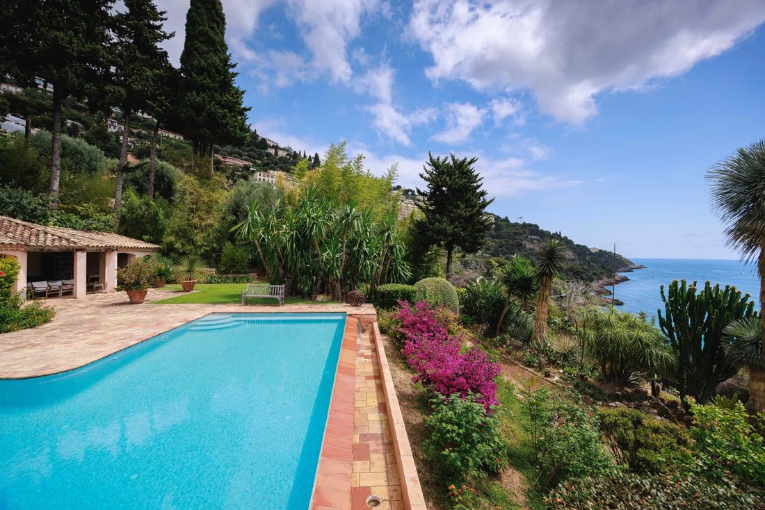 Tenuta a Cabbe-Saint Roman, Roccabruna, Francia 1 - 18239528