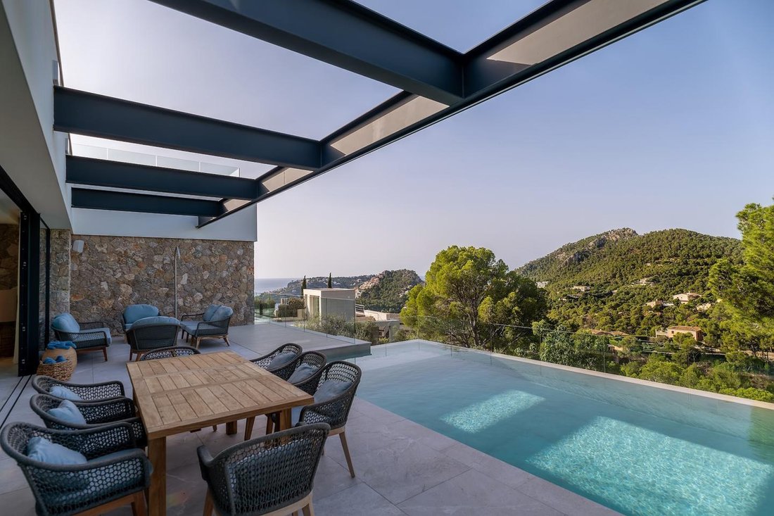 Villa in Port d'Andratx, Andratx, Balearic Islands 1 - 18243275