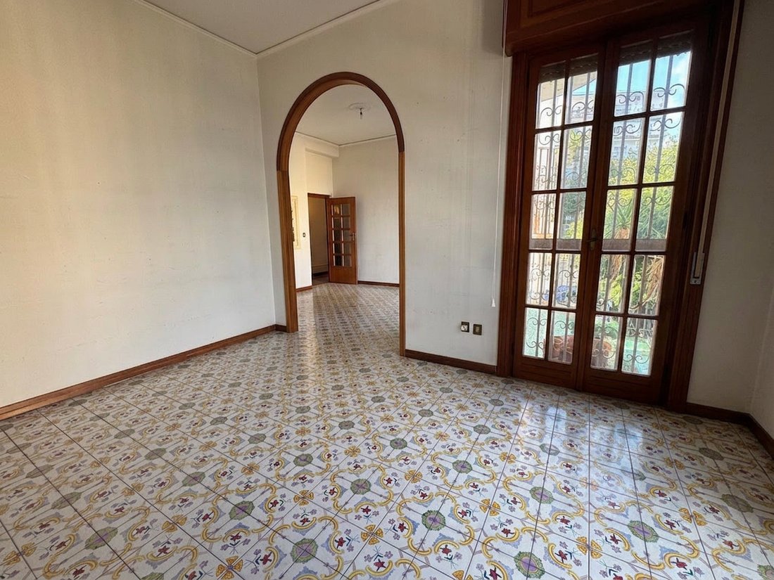 Apartment in Naples, Campania, Italy 3 - 16651113