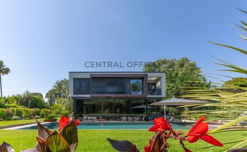 Villa in Antibes, Provence-Alpes-Côte d'Azur, France 1