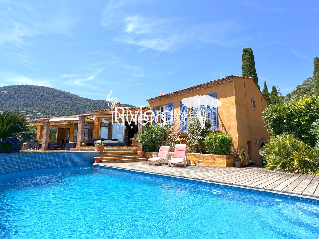 Villa in Nord, Cavalaire-sur-Mer, France 5 - 15390054
