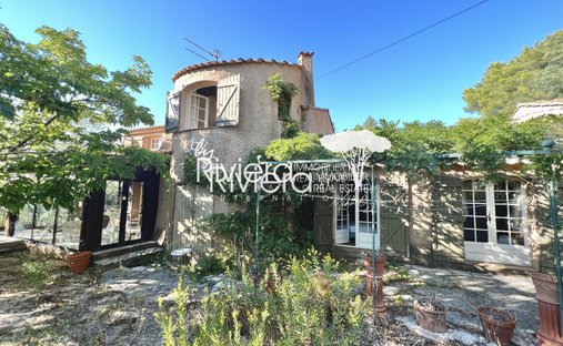 Villa in La Croix-Valmer, Provence-Alpes-Côte d'Azur, France 1