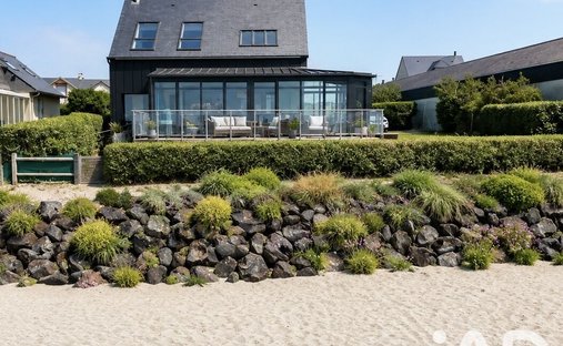 Haus in Saint-Pair-sur-Mer, Normandie, Frankreich 1