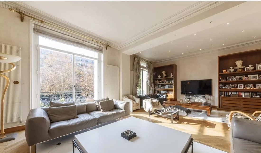 Apartment in Bois de Boulogne, Paris 16e Arrondissement, Paris 2 - 18237027