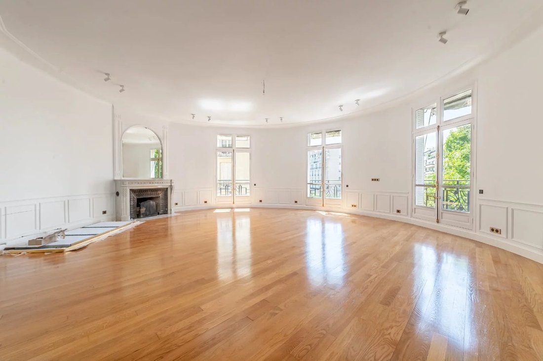 Apartment in Bois de Boulogne, Paris 16e Arrondissement, Paris 1 - 18237053