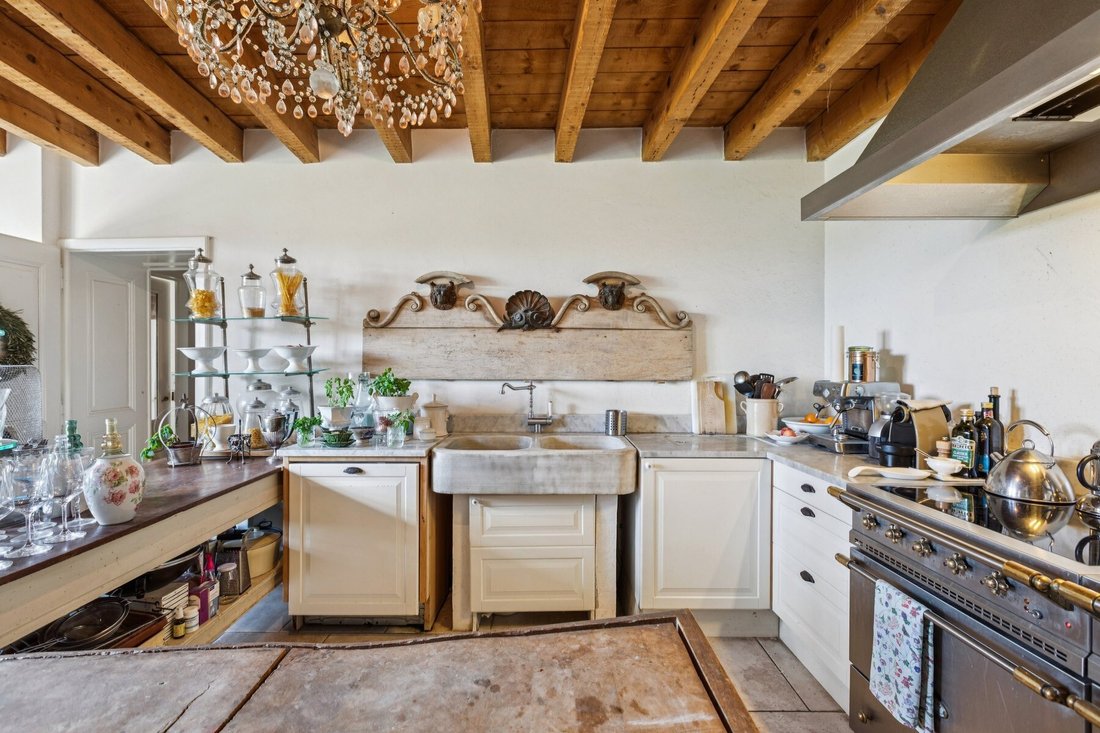 Givrins, Vaud, Switzerland 5 - 18238584