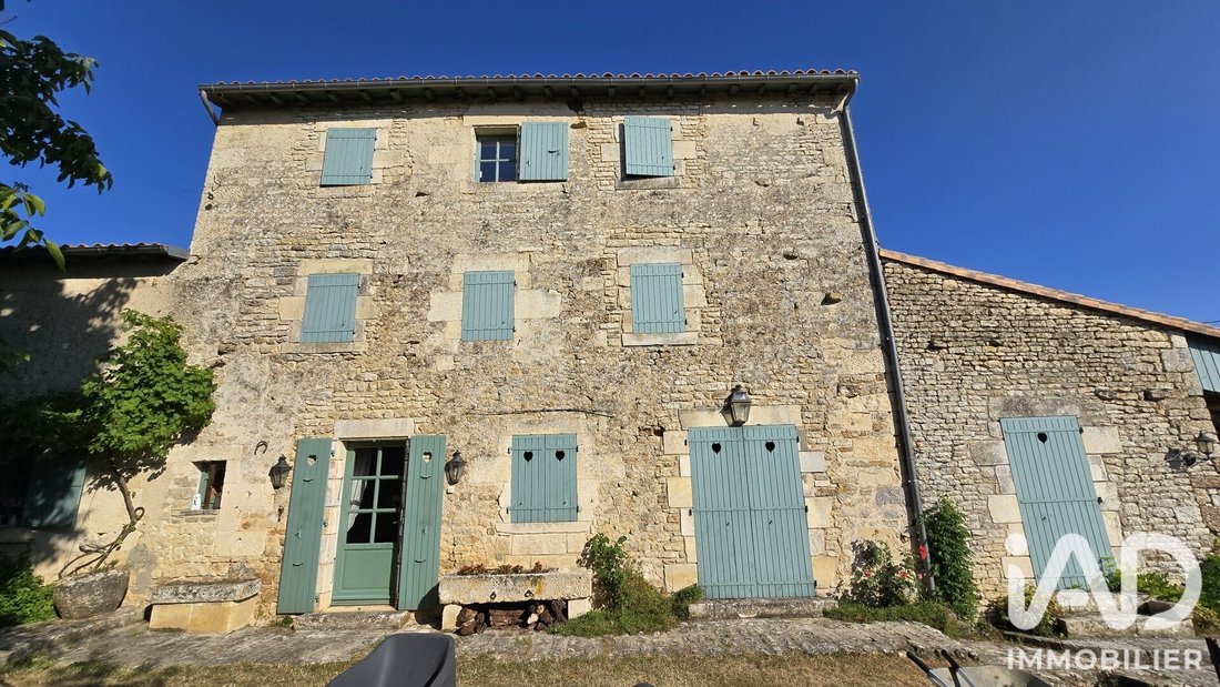 House in Niort, Nouvelle-Aquitaine, France 3 - 18247141