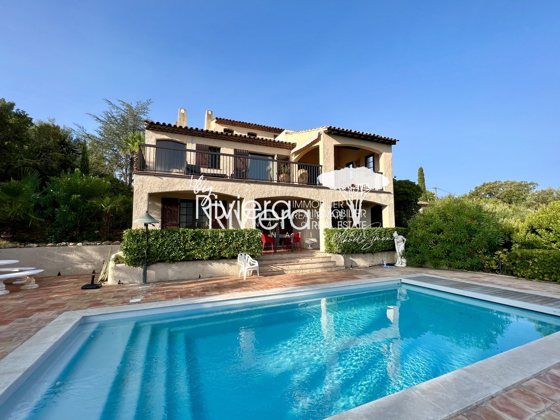 Estate in Nord, Cavalaire-sur-Mer, France 1 - 15390125