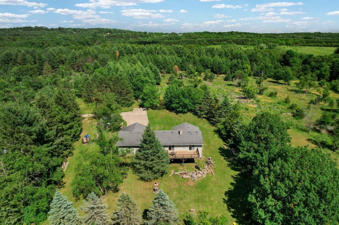 House in Verona, Wisconsin, United States 2 - 18241637